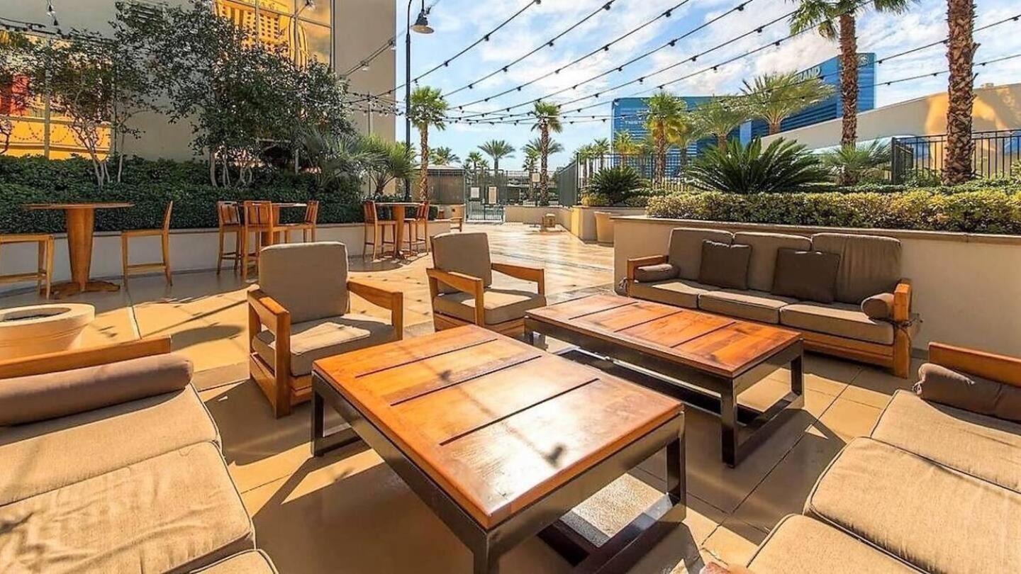 Mgm Signature Towers By Fantasticstay Las Vegas Eksteriør billede